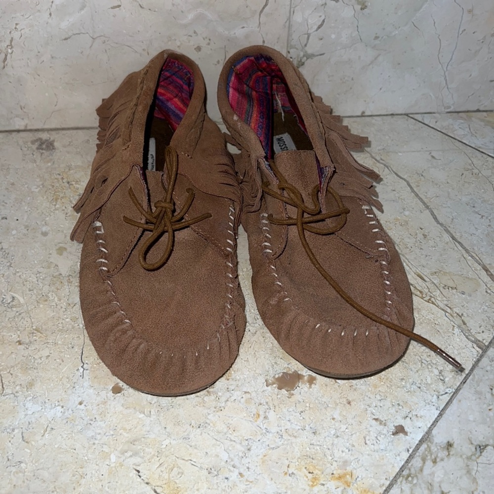 Suede leather mocassins with ties